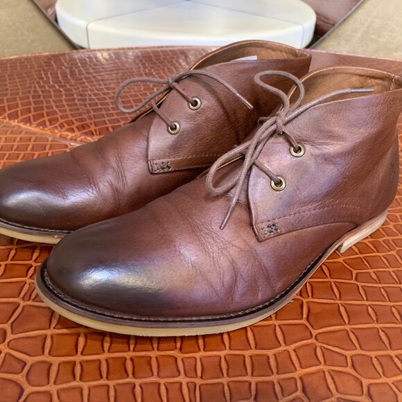 JOHN FLUEVOG TELEVISION \